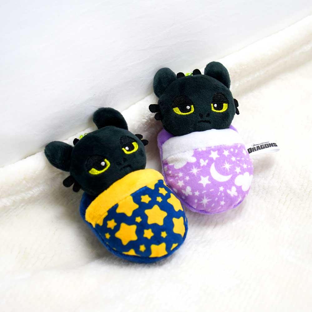 드래곤길들이기 투슬리스 이불 키체인 2종 택1